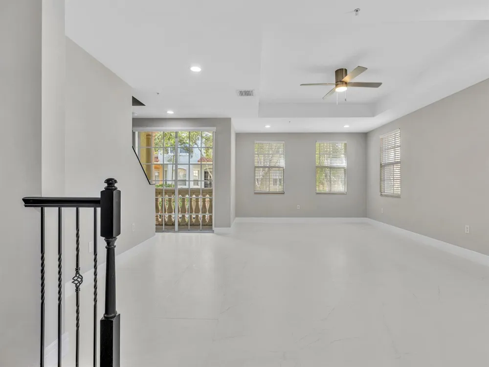 2751 RAVELLA WAY Palm Beach Gardens, FL 33410