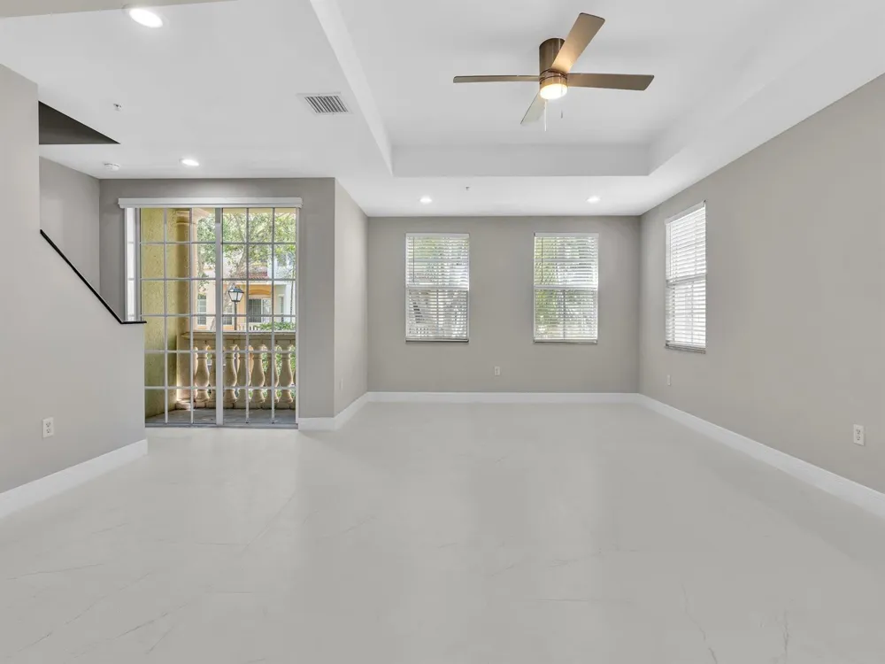 2751 RAVELLA WAY Palm Beach Gardens, FL 33410