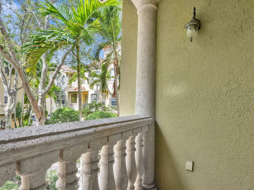 2751 RAVELLA WAY Palm Beach Gardens, FL 33410