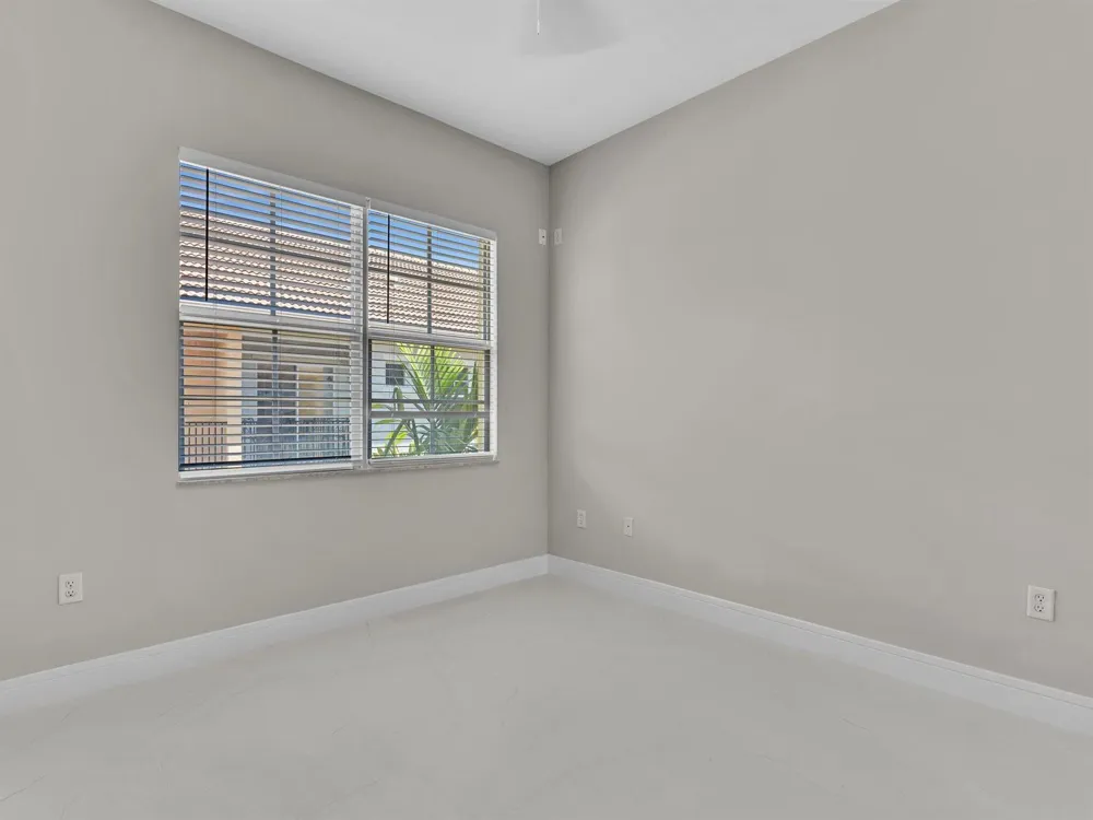 2751 RAVELLA WAY Palm Beach Gardens, FL 33410