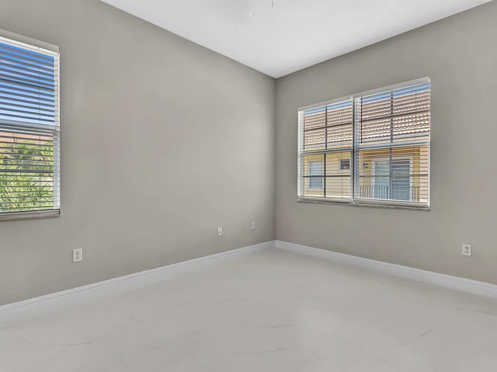 2751 RAVELLA WAY Palm Beach Gardens, FL 33410