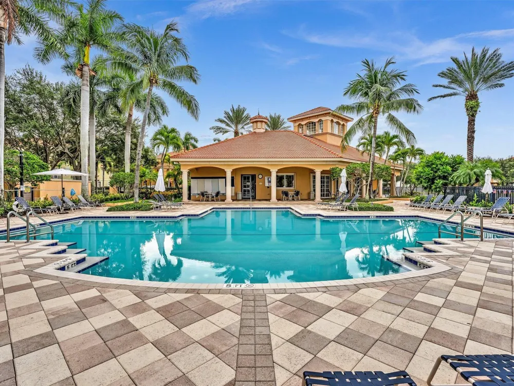 2751 RAVELLA WAY Palm Beach Gardens, FL 33410