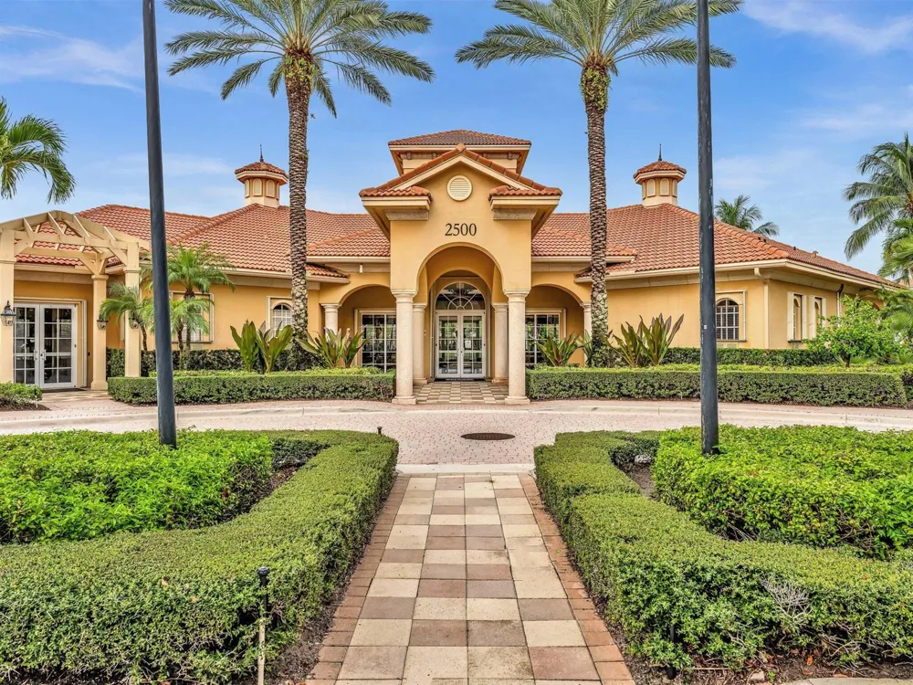 2751 RAVELLA WAY Palm Beach Gardens, FL 33410