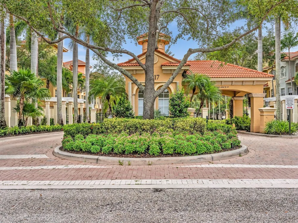 2751 RAVELLA WAY Palm Beach Gardens, FL 33410