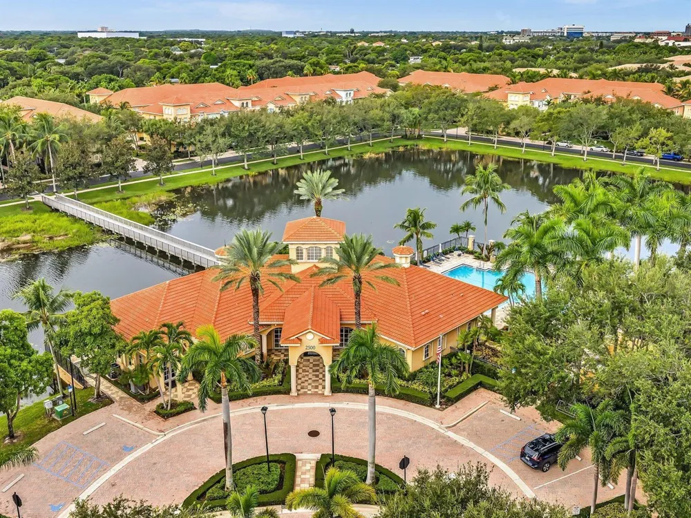 2751 RAVELLA WAY Palm Beach Gardens, FL 33410