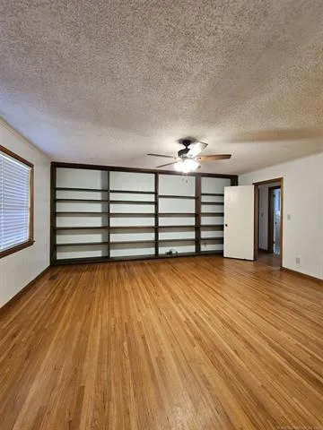 5125 S Atlanta Place Tulsa, OK 74105