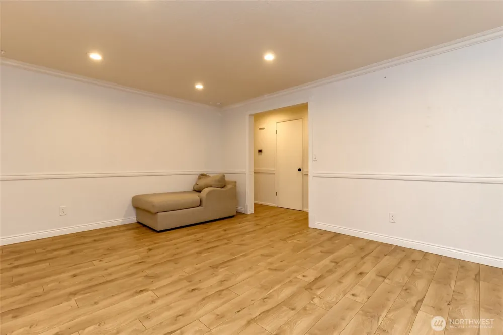 28803 184th Place SE Kent, WA 98042