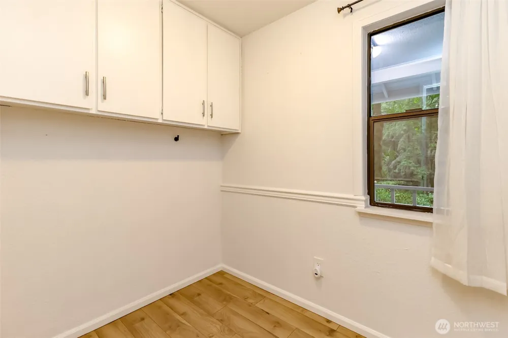 28803 184th Place SE Kent, WA 98042