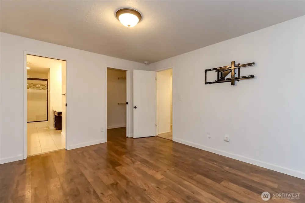 28803 184th Place SE Kent, WA 98042
