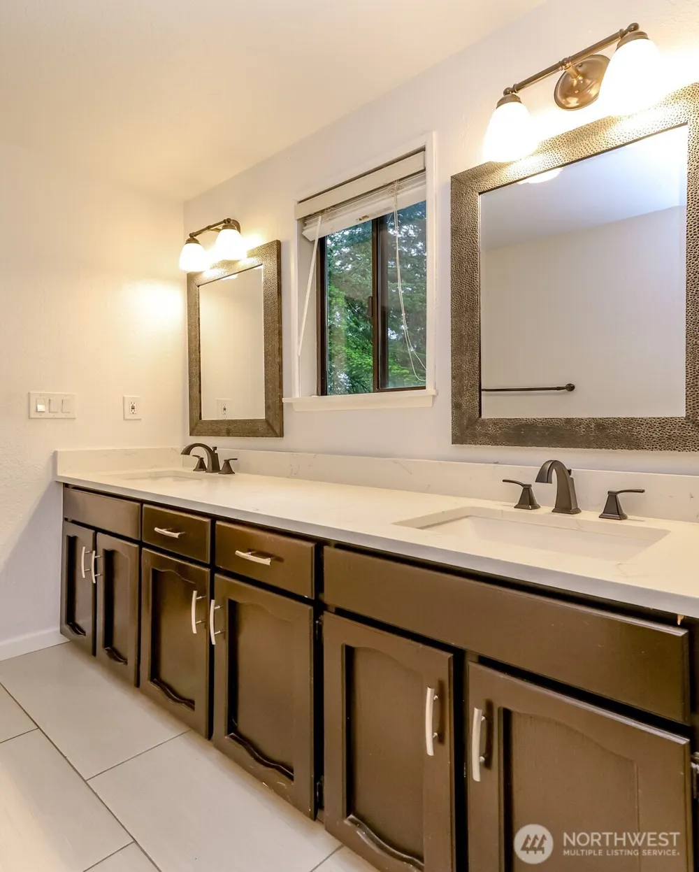 28803 184th Place SE Kent, WA 98042