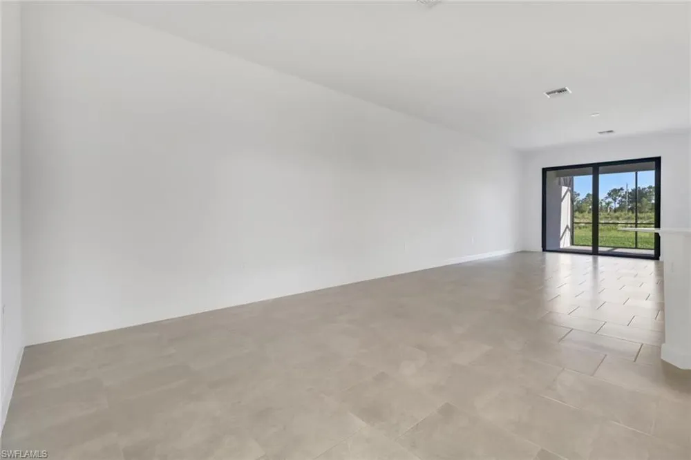 19717 Hinkley Drive Estero, FL 33928