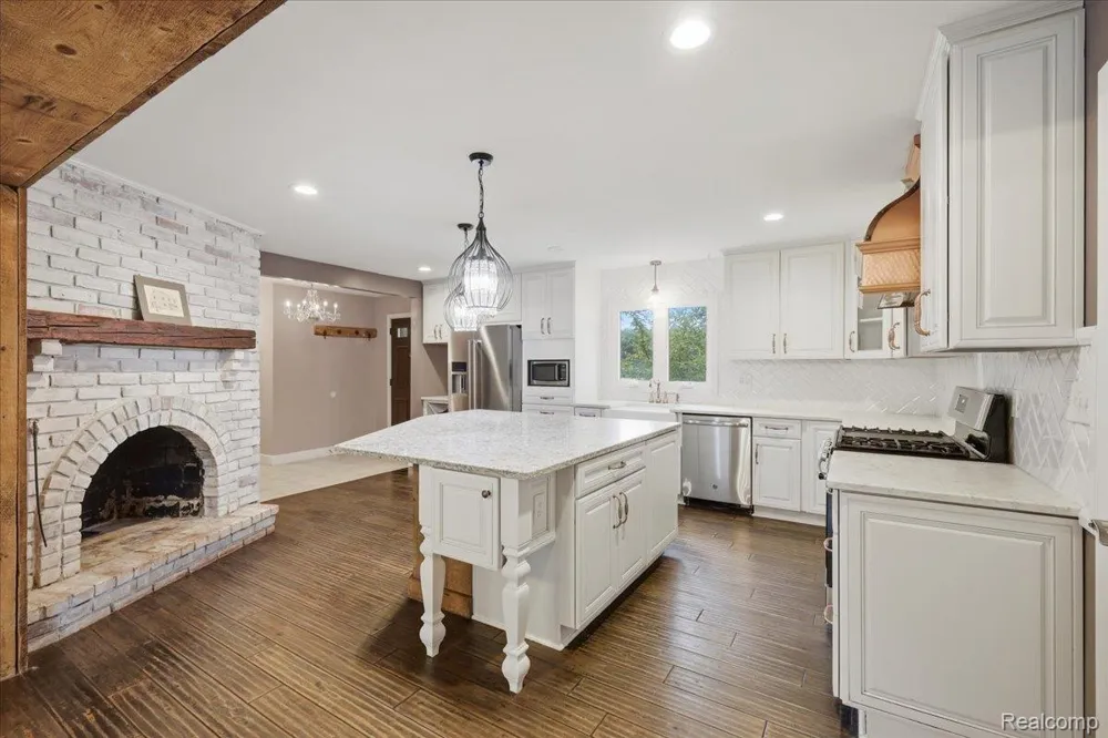 1700 Granger Road Brandon Charter Township, MI 48462