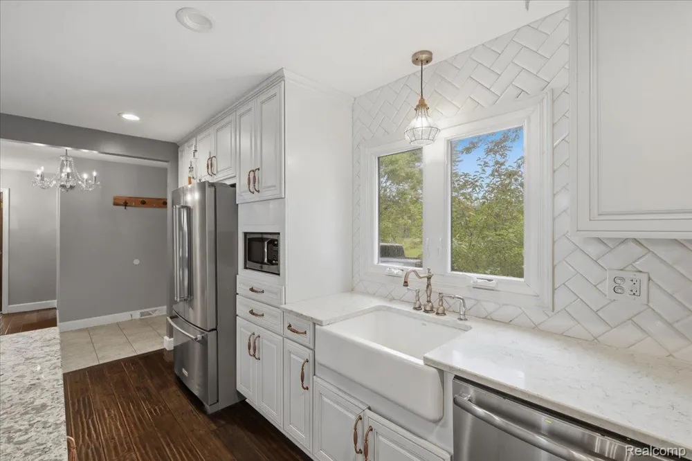 1700 Granger Road Brandon Charter Township, MI 48462