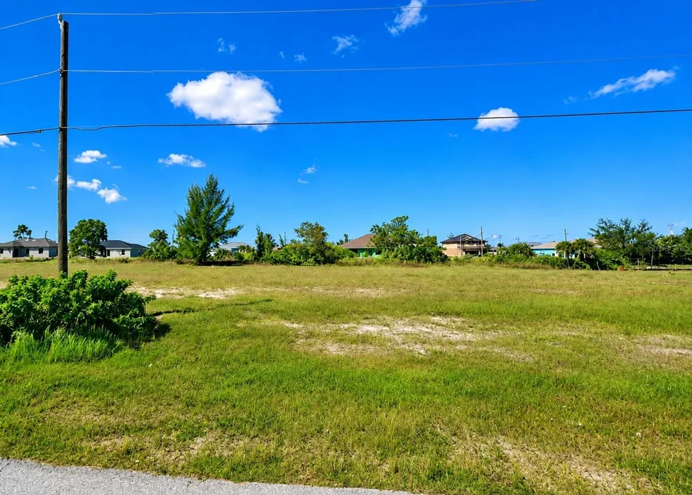 1100 NW 22ND PLACE Cape Coral, FL 33993