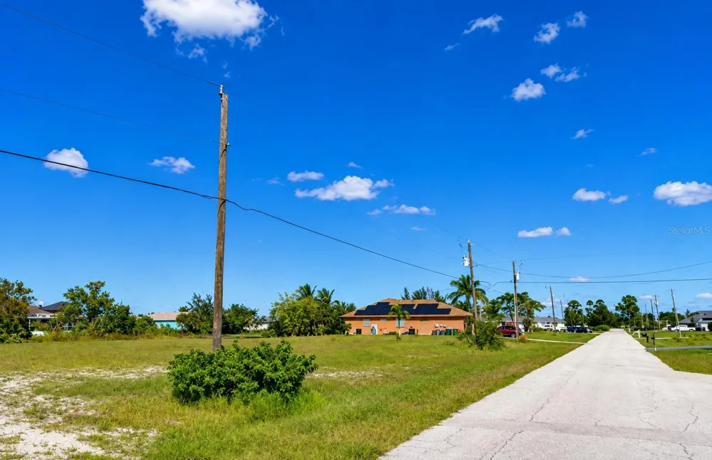 1100 NW 22ND PLACE Cape Coral, FL 33993