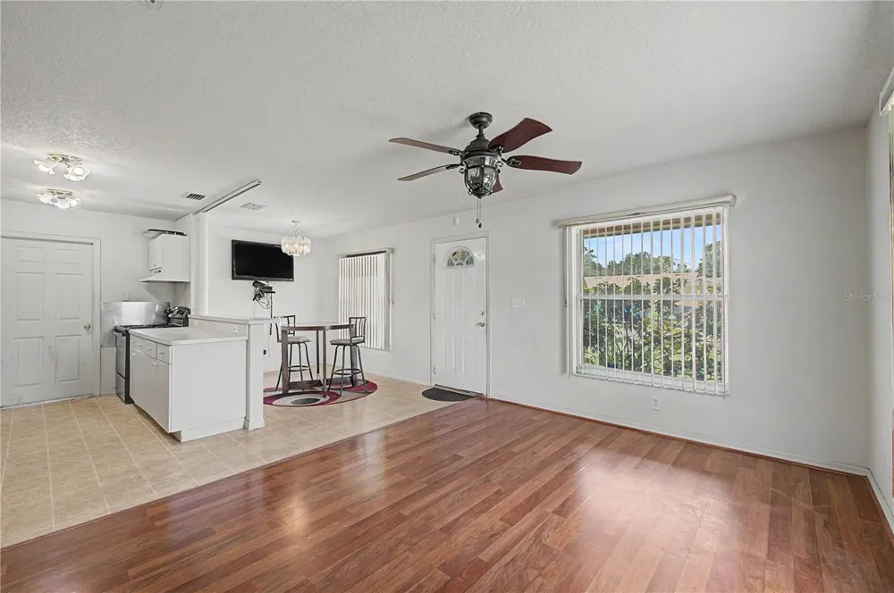 2423 E OKARA ROAD Tampa, FL 33612