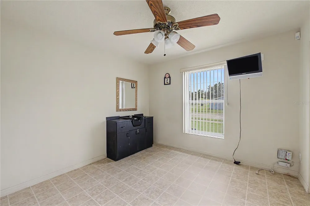 2423 E OKARA ROAD Tampa, FL 33612