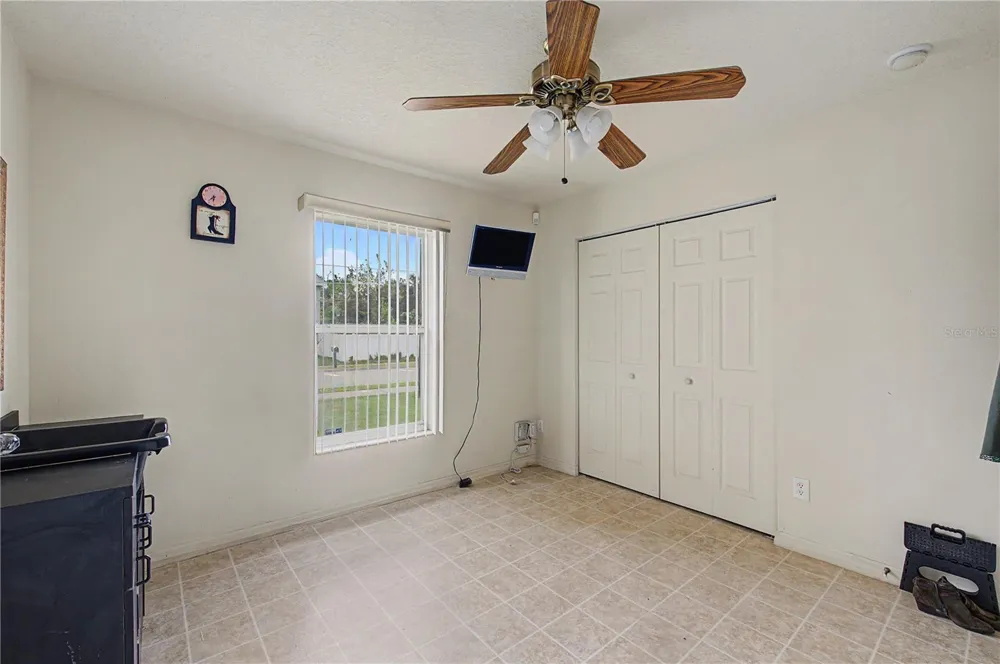 2423 E OKARA ROAD Tampa, FL 33612