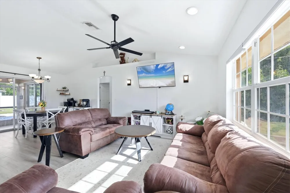 2565 CLOVELON STREET North Port, FL 34291