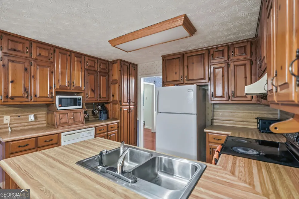 75 Slades Mill RD Covington, GA 30016