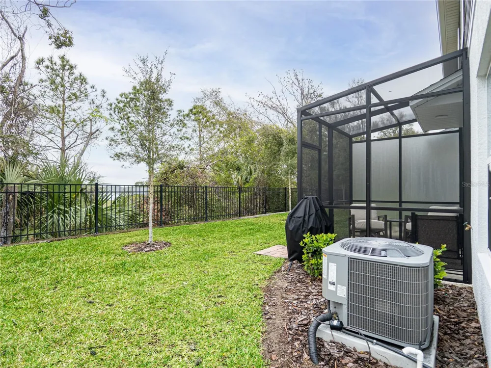 4902 LIVINGSTON LANE Oviedo, FL 32765