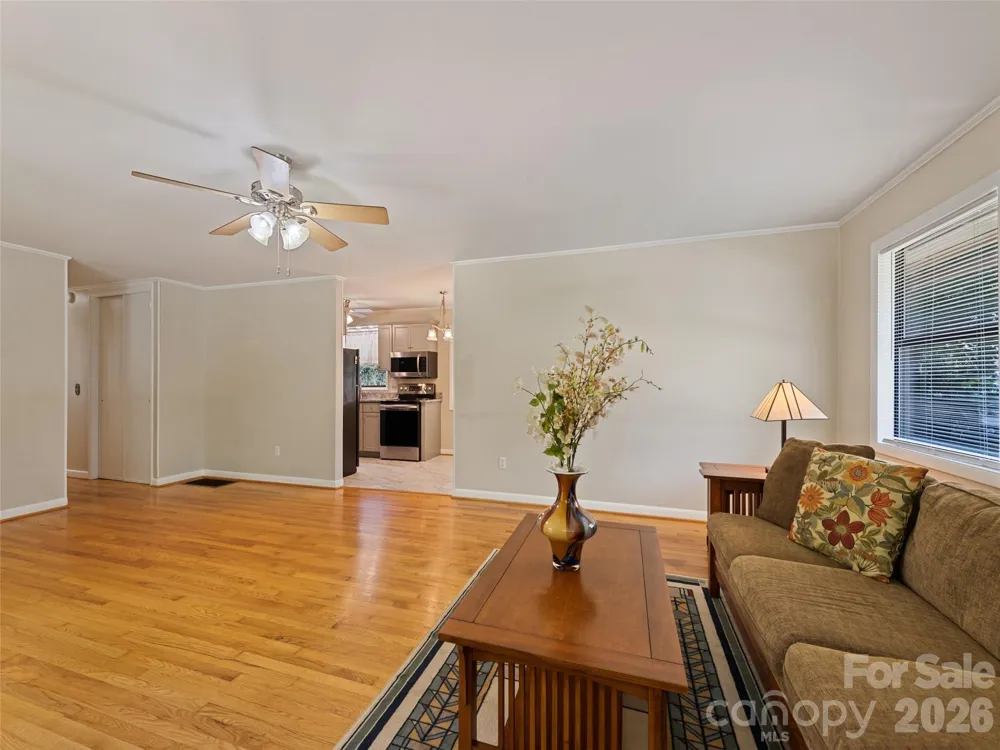 713 Brown Avenue Waynesville, NC 28786