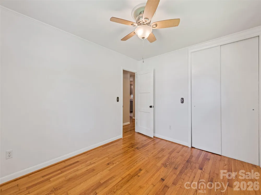 713 Brown Avenue Waynesville, NC 28786