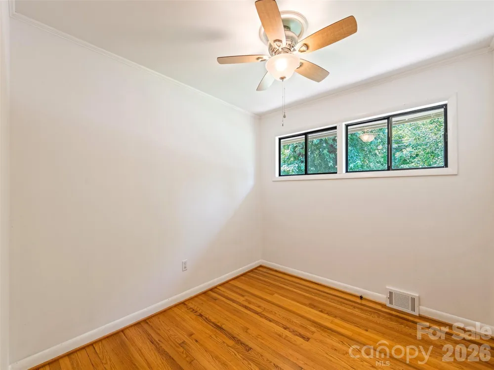 713 Brown Avenue Waynesville, NC 28786