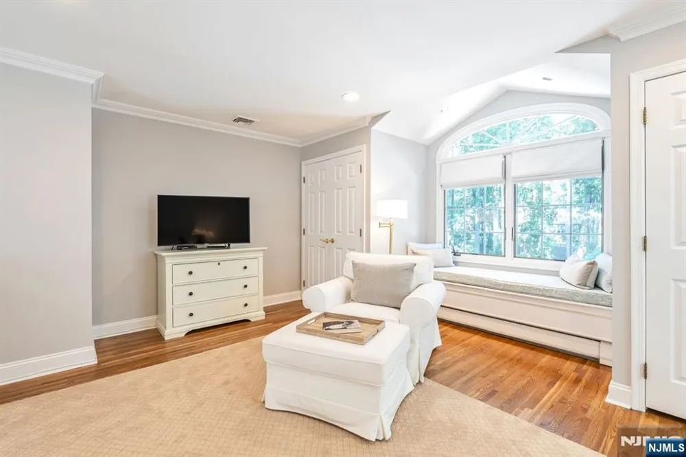 65 W Walnut Street Mahwah, NJ 07430