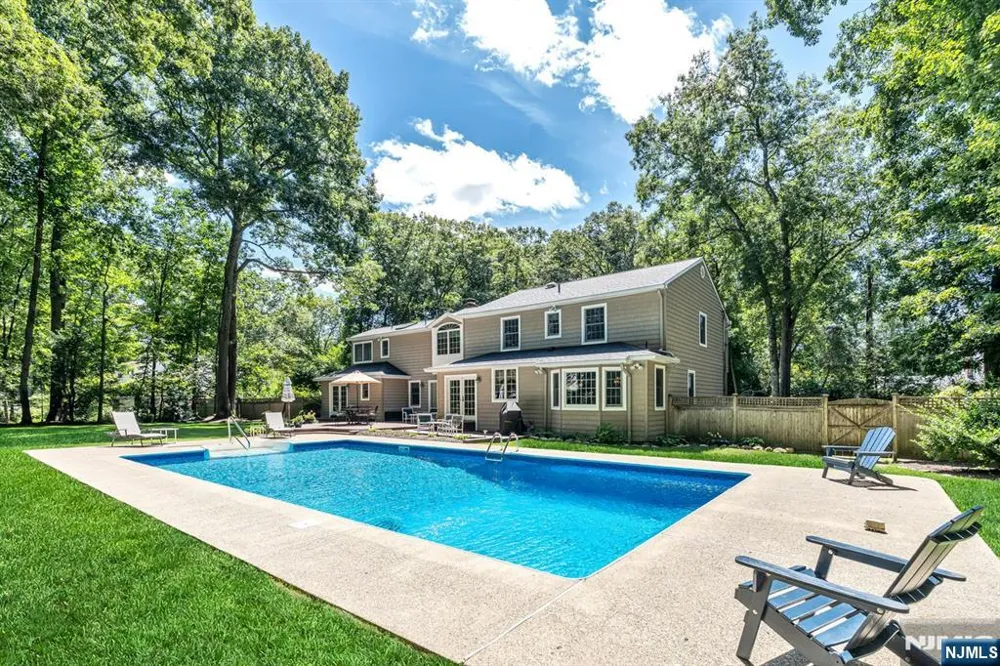 65 W Walnut Street Mahwah, NJ 07430