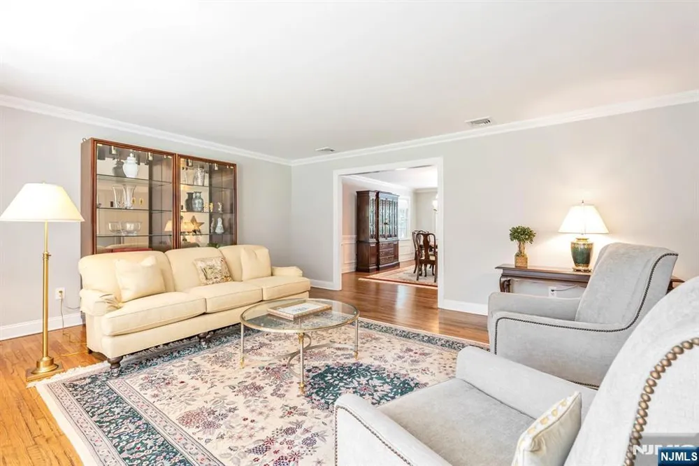 65 W Walnut Street Mahwah, NJ 07430