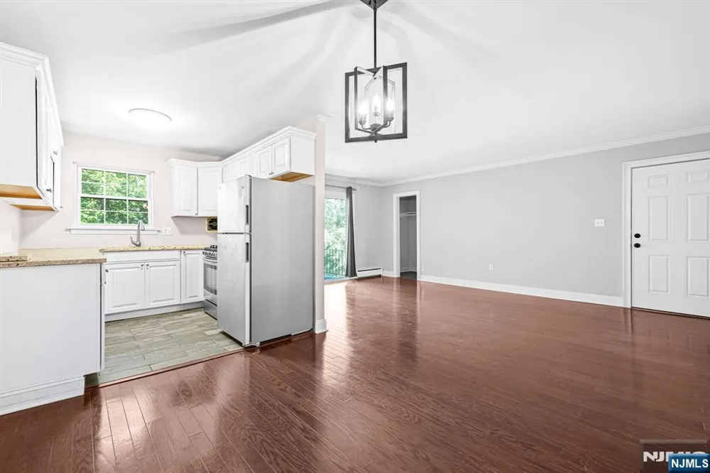 320 South Street 18H Morristown Town, NJ 07960
