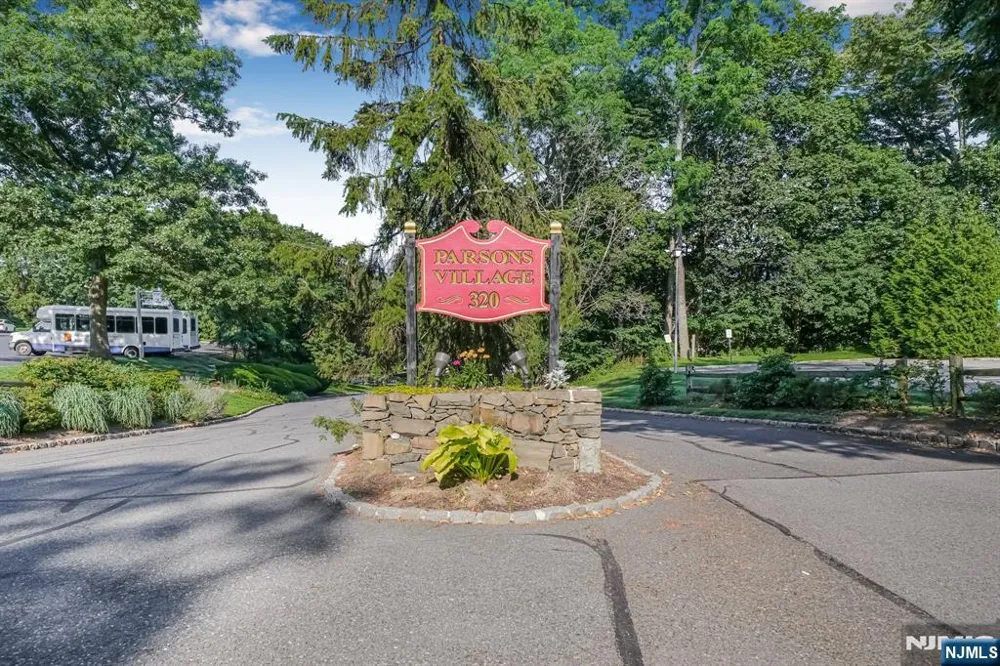 320 South Street 18H Morristown Town, NJ 07960