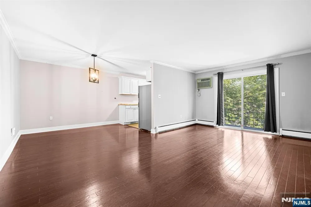 320 South Street 18H Morristown Town, NJ 07960