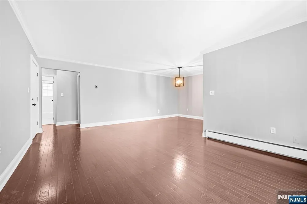 320 South Street 18H Morristown Town, NJ 07960