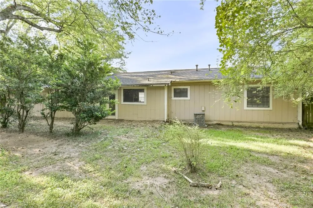 596 Crestmont Court Jonesboro, GA 30238