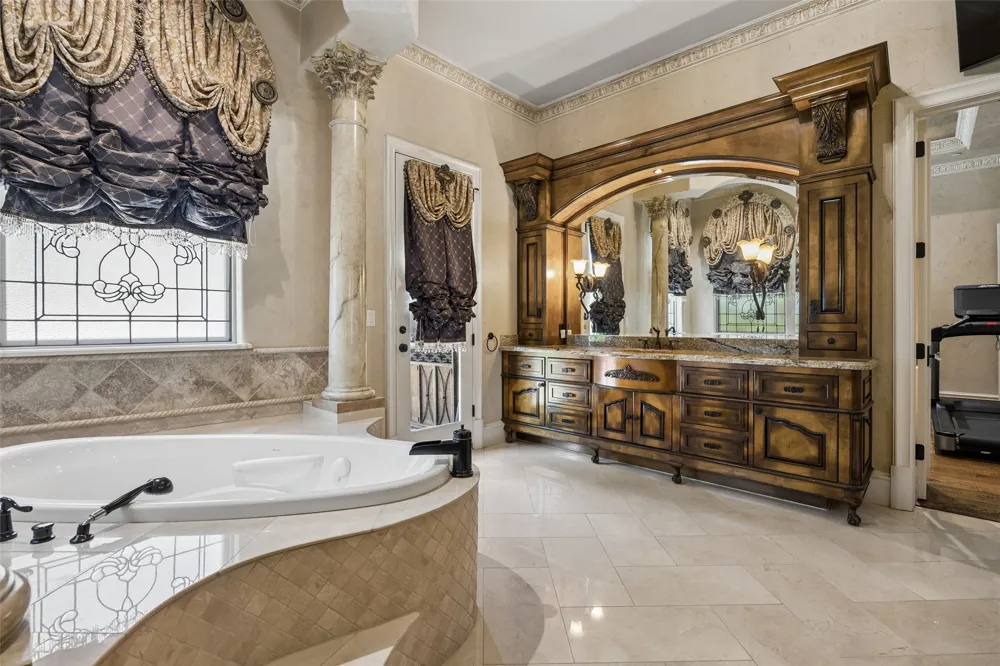 5105 Rose Street Colleyville, TX 76034