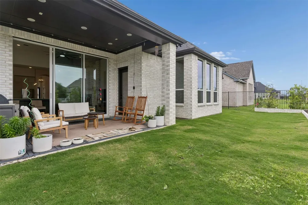 1939 Apple Tree Drive Rockwall, TX 75087