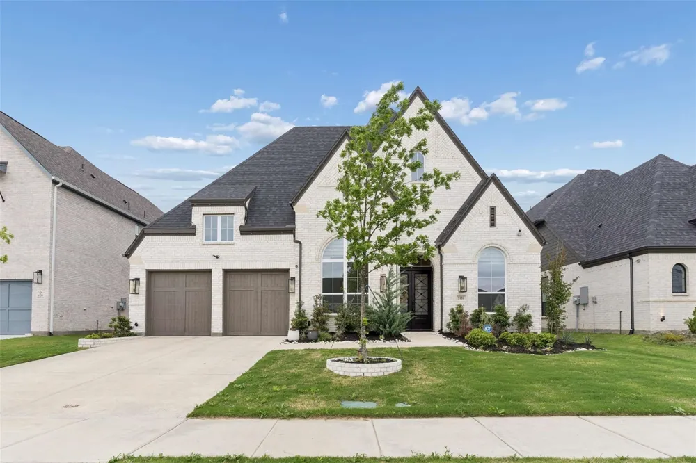 1939 Apple Tree Drive Rockwall, TX 75087