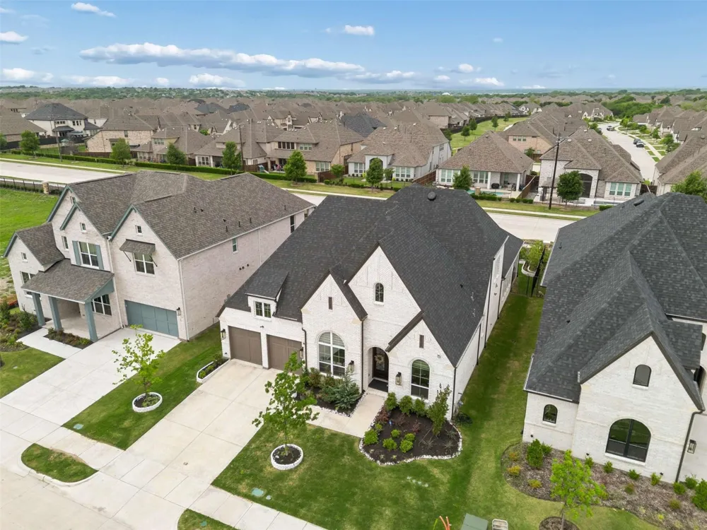 1939 Apple Tree Drive Rockwall, TX 75087