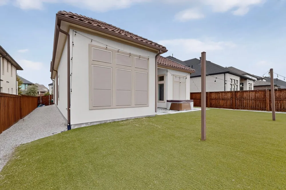 855 Emporio drive Allen, TX 75013
