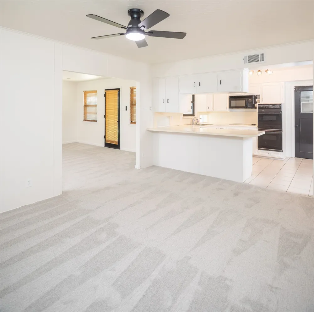 308 S Grove Road Richardson, TX 75081