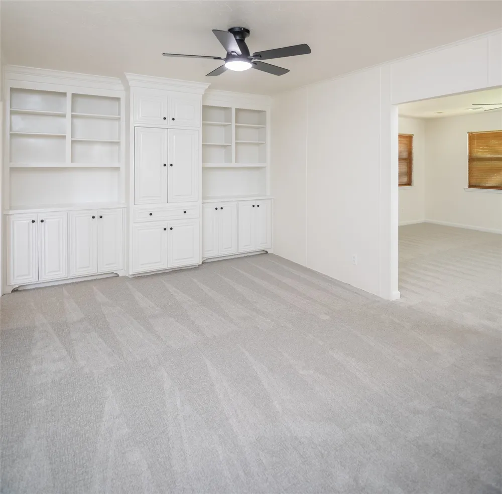 308 S Grove Road Richardson, TX 75081