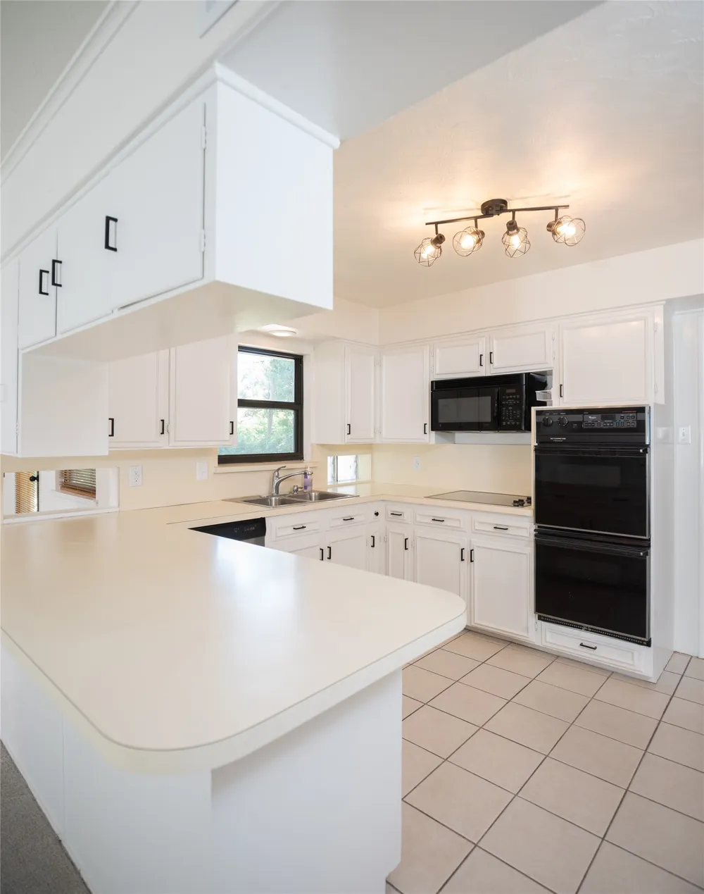 308 S Grove Road Richardson, TX 75081