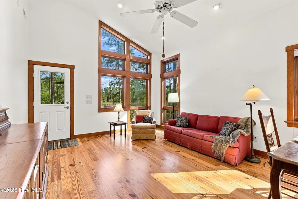 931 Schrams Beach Road Belhaven, NC 27810
