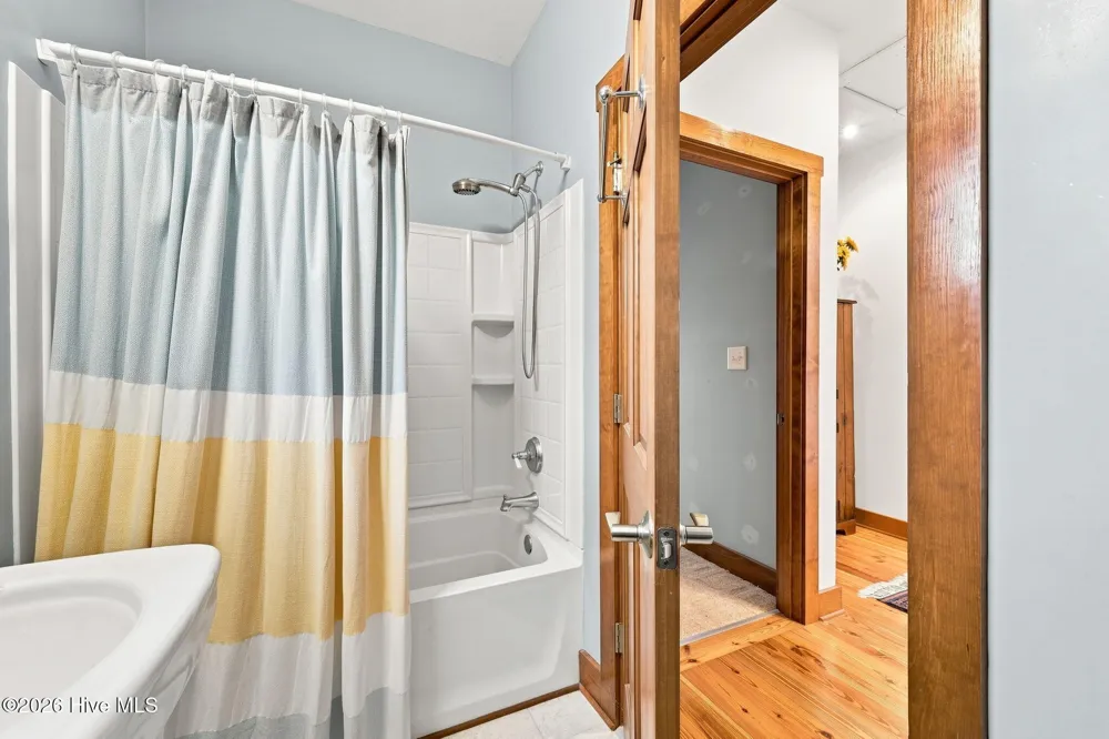931 Schrams Beach Road Belhaven, NC 27810