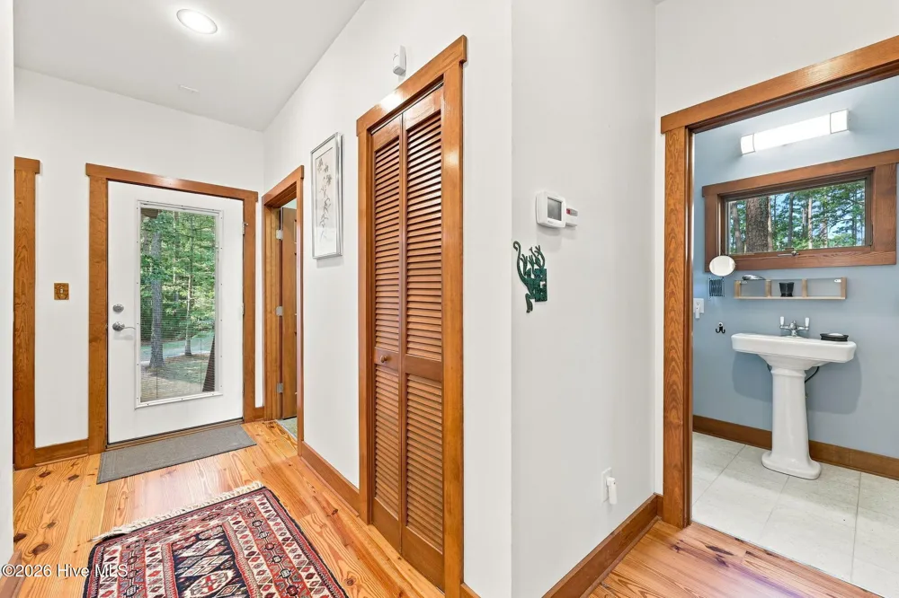 931 Schrams Beach Road Belhaven, NC 27810