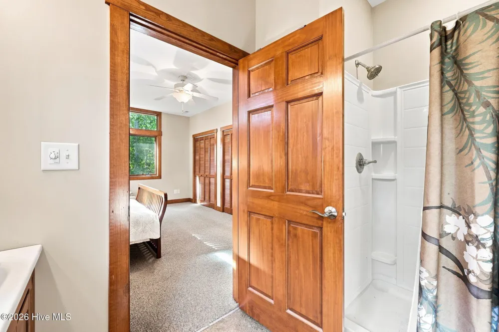 931 Schrams Beach Road Belhaven, NC 27810