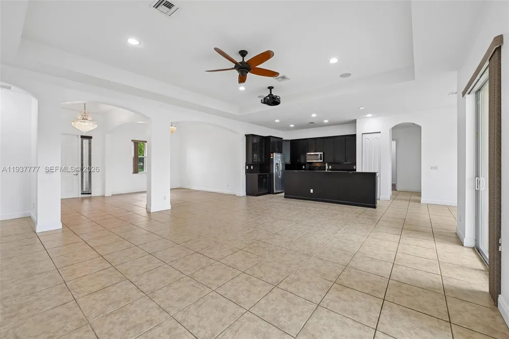 6432 SW 55th Pl Davie, FL 33314