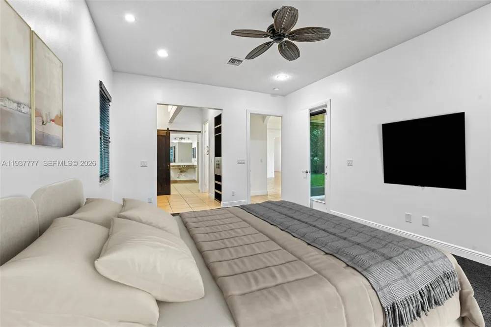 6432 SW 55th Pl Davie, FL 33314